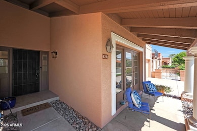 8222 E Vía de La Escuela, Scottsdale, AZ 85258 - photo 5