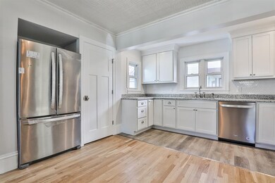 All new solid core doors throughout,room for a sma