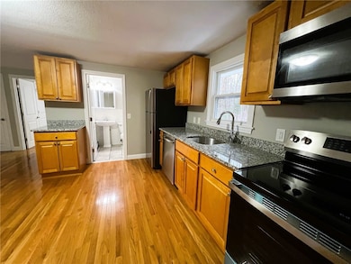 361 Privilege St unit 2L, Woonsocket, RI 02895 - photo 5