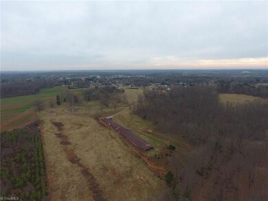 603 Jane Sowers Rd, Statesville, NC 28625 - photo 5