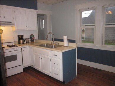 2138 California St, Columbus, IN 47201 - photo 6