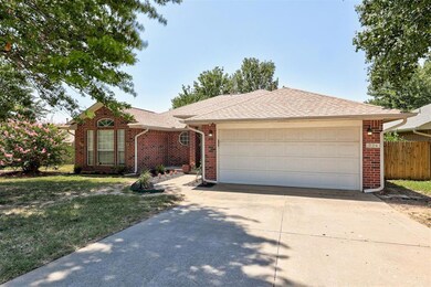 924 Goshawk Dr, Norman, OK 73072 - photo 6