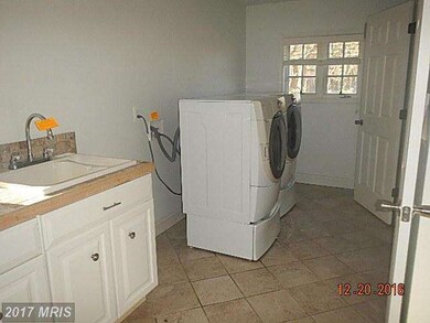 411 Valley Brook Dr, Silver Spring, MD 20904 - photo 6