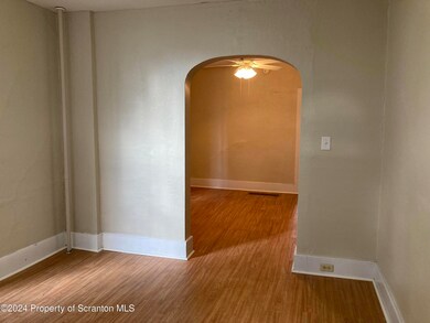 617 E Market St unit A, Scranton, PA 18509 - photo 2