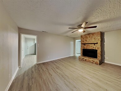 1901 Starling Ct, Cleburne, TX 76033 - photo 2