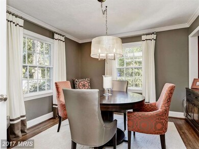 10613 Wheatley St, Kensington, MD 20895 - photo 5