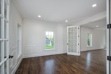 152 Pleasant St, Northborough, MA 01532 - photo 5