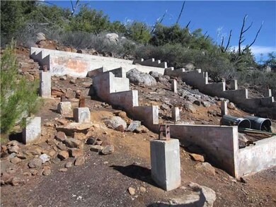 FOUNDATION FOOTINGS  LOOK VERY GOOD BUT NOT TESTED