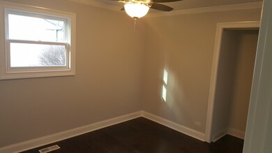 2407 Meadow Dr, Rolling Meadows, IL 60008 - photo 6