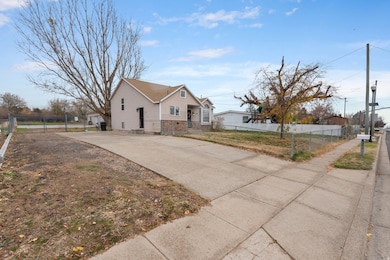844 N 1000 W, Clearfield, UT 84015 - photo 4