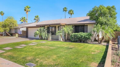2431 E Manhatton Dr-2
