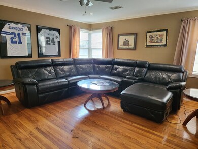 826 Curtin St, Houston, TX 77018 - photo 3