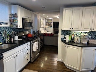 245 W 5th St unit 4, Boston, MA 02127 - photo 5