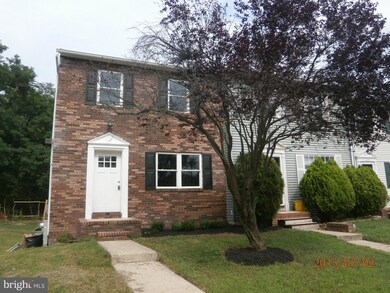 1270 Holmespun Dr, Pasadena, MD 21122 - photo 2