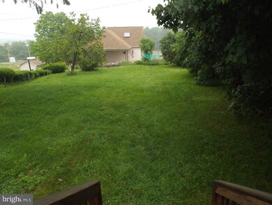 303 W Blaine St, McAdoo, PA 18237 - photo 3