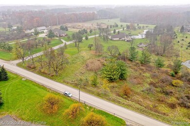 9338 Orchard Valley Ln, Davison, MI 48423 - photo 7