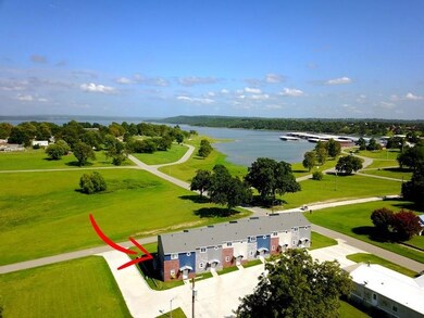 231 Belt St unit 2, Eufaula, OK 74432 - photo 2