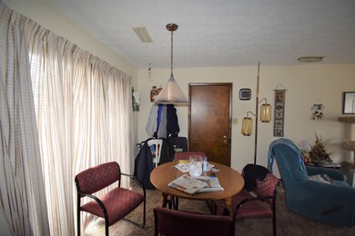 200 W Charter Dr, Muncie, IN 47303 - photo 2