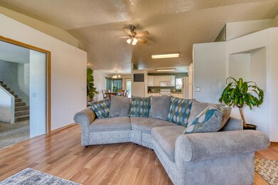 Pointe Way-23