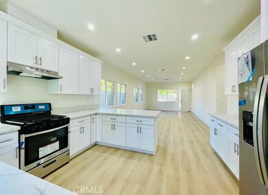 7833 Geyser Ave, Reseda, CA 91335 - photo 6