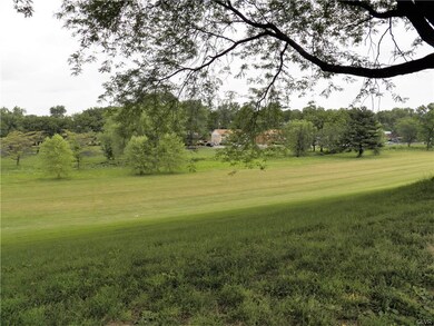 739 Mohawk St, Allentown, PA 18103 - photo 5