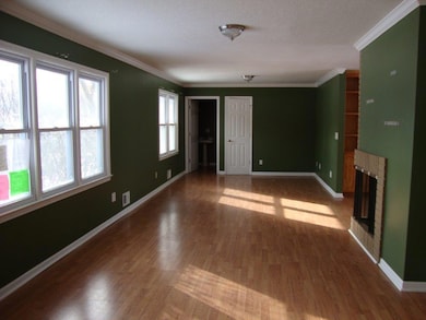 314 SW Walnut St, Lees Summit, MO 64063 - photo 4