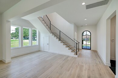 1629 Bayram Dr, Houston, TX 77055 - photo 3