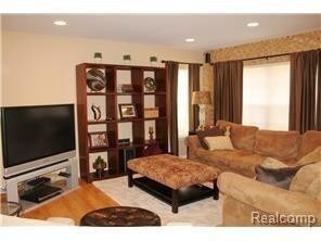 3706 Noble Dr unit 100, Dexter, MI 48130 - photo 7