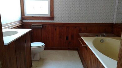 12149 Courthouse Rd, Victoria, VA 23974 - photo 5