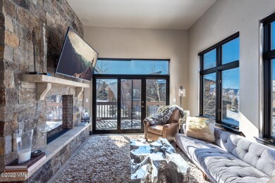 4571 Flat Point-13