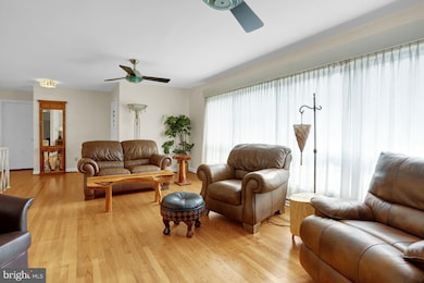 401 Lyncrest Ave, Reading, PA 19607 - photo 6