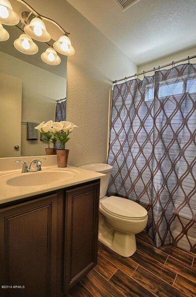bathroom_700