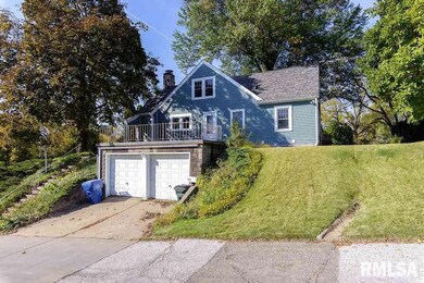 2356 E Locust St, Davenport, IA 52803 - photo 2