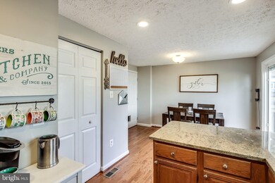 6013 Tree Swallow Ct, Columbia, MD 21044 - photo 6