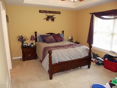 9110 Fox Chase Rd, Louisville, KY 40228 - photo 6