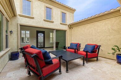 Courtyard view from Nook area
