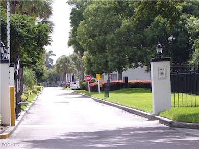 4409 S Semoran Blvd, Orlando, FL 32822 - photo 2