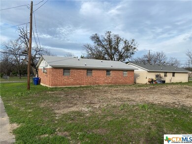 207 W Avenue A unit A-B, Copperas Cove, TX 76522 - photo 3