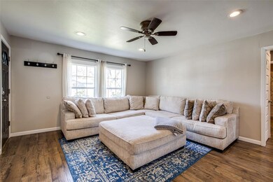 1003 Poindexter Ave, Cleburne, TX 76033 - photo 6