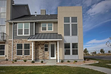 1118 South High Ridge Drive-003-004-S Hi