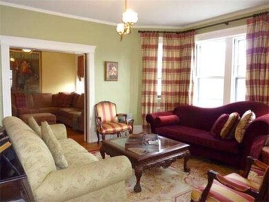 36 Kilsyth Rd unit 3, Brookline, MA 02445 - photo 4