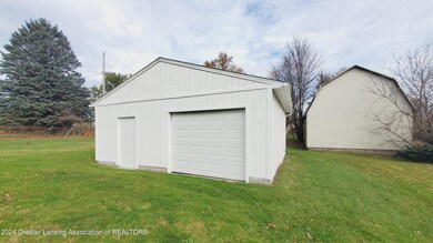 611 S Canal Rd, Lansing, MI 48917 - photo 5