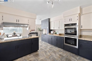 2567 Humboldt Dr, San Leandro, CA 94577 - photo 4