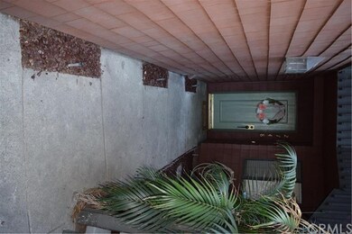 Ground level entrance, no stairs!