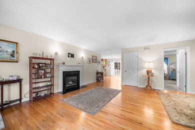 12 Woodridge Dr unit 12, Windsor Locks, CT 06096 - photo 6