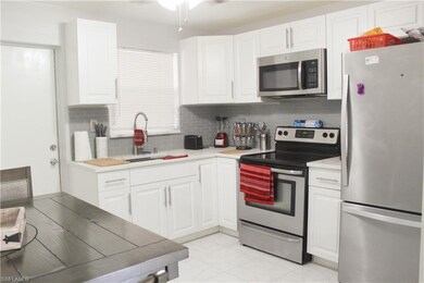 1089 Trail Terrace Dr, Naples, FL 34103 - photo 4