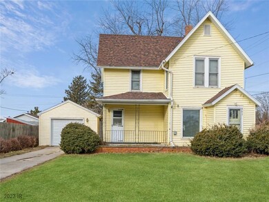 803 W 6th St S, Newton, IA 50208 - photo 2