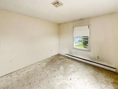 142N Providence Way unit C, Monroe Township, NJ 08831 - photo 4