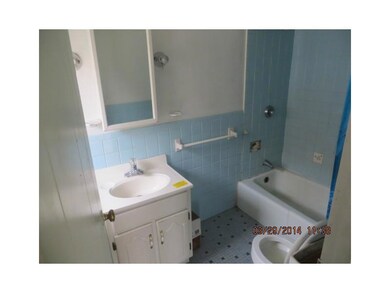 33 Lillian Ave, Providence, RI 02905 - photo 6