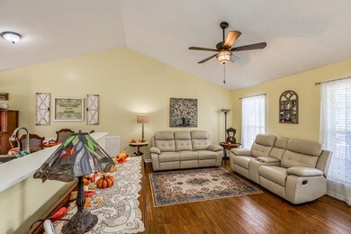 111 Plumcreek Ln, Enoree, SC 29335 - photo 5